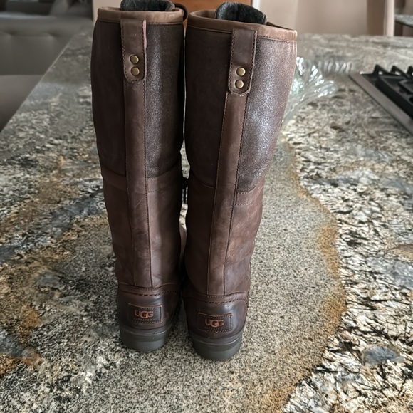 UGG boots “Elsa” tall sz 7 brown lace up - Picture 2 of 10